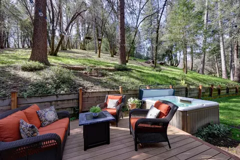 Exterior - 409 Live Oak Rd, Colfax, CA 95713 photo 11 of 29