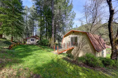 Exterior - 409 Live Oak Rd, Colfax, CA 95713 photo 16 of 29