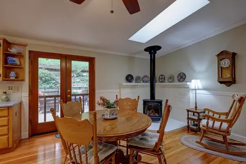 Dining - 409 Live Oak Rd, Colfax, CA 95713 photo 2 of 2