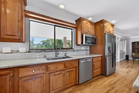 Kitchen - 5560 Ralston Way, Placerville, CA 95667 photo 3 of 6