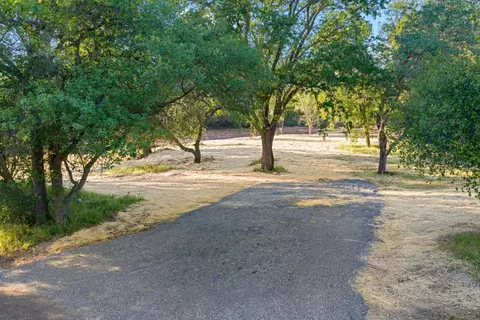 6065 Indian Springs Rd, Loomis, CA 95650