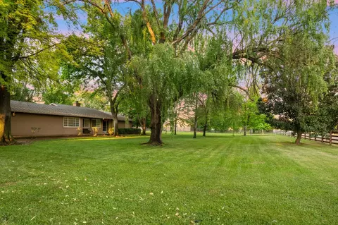 Exterior - 9475 Alta Mesa Rd, Wilton, CA 95693 photo 11 of 30