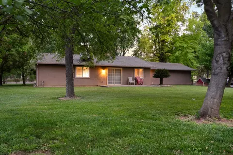 Exterior - 9475 Alta Mesa Rd, Wilton, CA 95693 photo 20 of 30