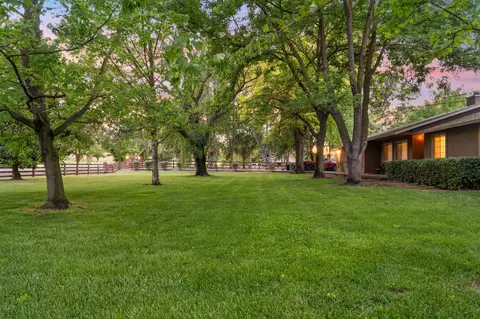 Exterior - 9475 Alta Mesa Rd, Wilton, CA 95693 photo 17 of 30