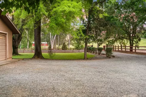 Exterior - 9475 Alta Mesa Rd, Wilton, CA 95693 photo 5 of 30