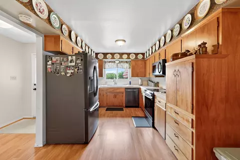 Kitchen - 3276 E Olive Ave, Merced, CA 95340 photo 1 of 3