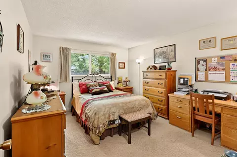 Bedroom - 3276 E Olive Ave, Merced, CA 95340 photo 5 of 10