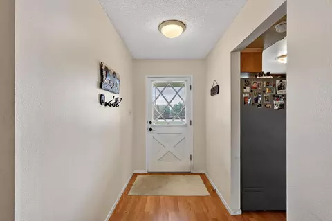 Entry Way - 3276 E Olive Ave, Merced, CA 95340 photo 1 of 4