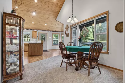 Dining - 999 Grizzly Way, Arnold, CA 95223 photo 1 of 3