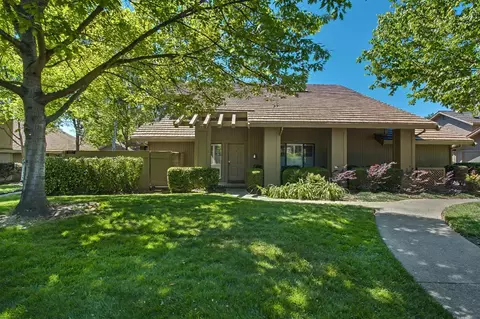 2021 Promontory Point Ln, Gold River, CA 95670