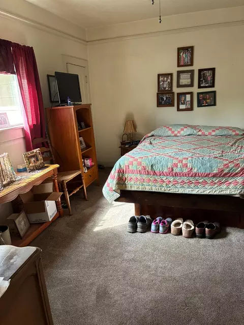 Bedroom - 533 B St, Biggs, CA 95917 photo 1 of 7