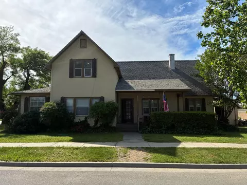 Exterior - 533 B St, Biggs, CA 95917 photo 5 of 8
