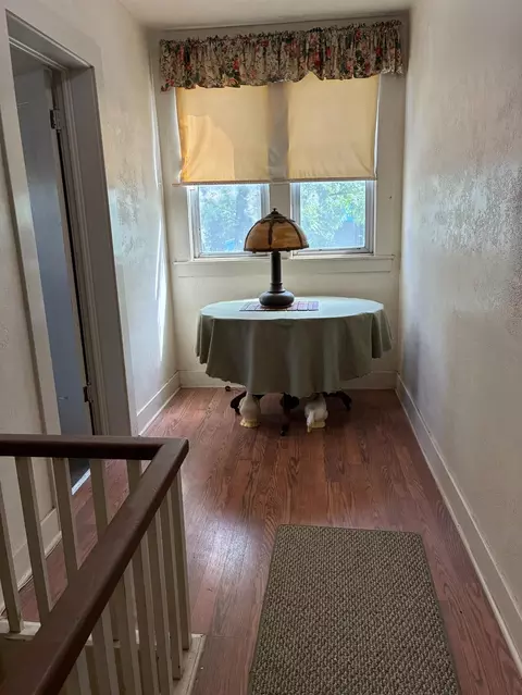 Entry Way - 533 B St, Biggs, CA 95917 photo 1 of 3