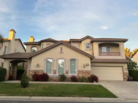 205 Hawkcrest Cir, Sacramento, CA 95835