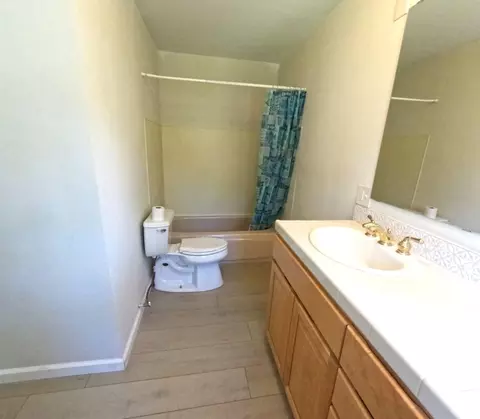 Bath - 21665 Manton School Rd, Manton, CA 96059 photo 2 of 4