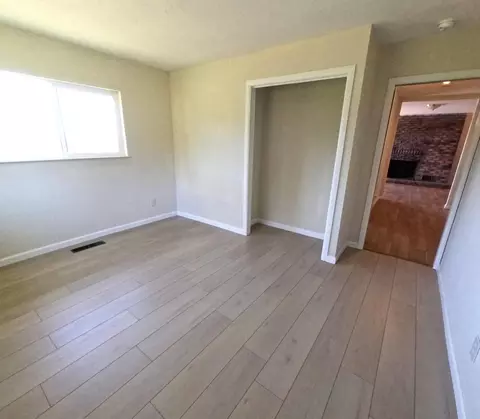 Bedroom - 21665 Manton School Rd, Manton, CA 96059 photo 2 of 2