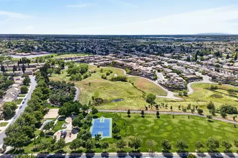 2142 Arnold Dr, Rocklin, CA 95765 photo 60