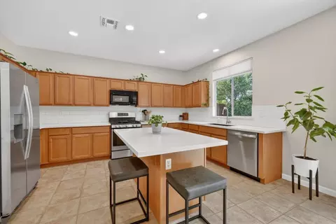 2142 Arnold Dr, Rocklin, CA 95765 photo 19
