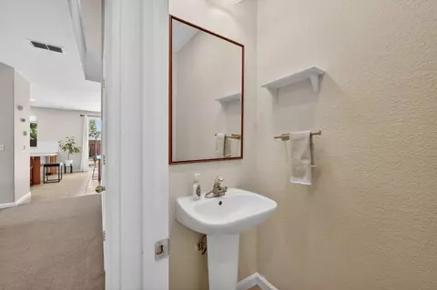 2142 Arnold Dr, Rocklin, CA 95765 photo 10