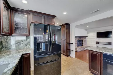 Kitchen - 5078 Western Ave, Olivehurst, CA 95961 photo 10 of 10