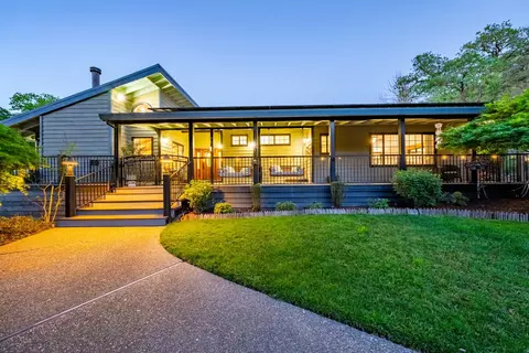 560 Ralston Ln, Newcastle, CA 95658