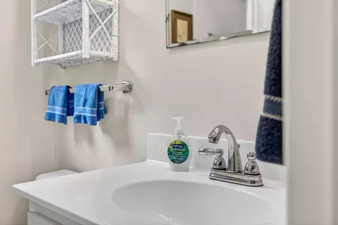 Bath - 1224 Moran Rd, Arnold, CA 95223 photo 1 of 4