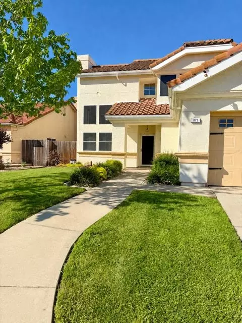 Exterior - 877 Bateman Way, Galt, CA 95632 photo 1 of 8