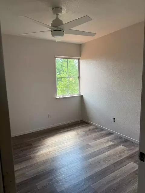 Bedroom - 877 Bateman Way, Galt, CA 95632 photo 5 of 5