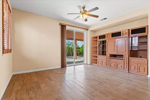 Living - 9410 Rose Ct, Live Oak, CA 95953 photo 6 of 23