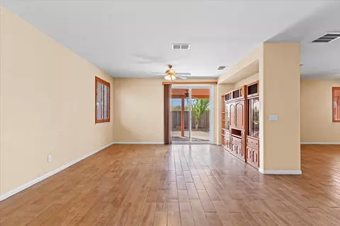 Living - 9410 Rose Ct, Live Oak, CA 95953 photo 15 of 23