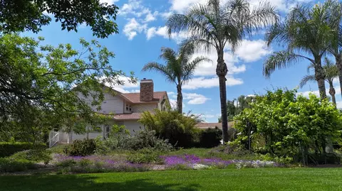 Exterior - 1415 St Francis Ave, Modesto, CA 95356 photo 8 of 10