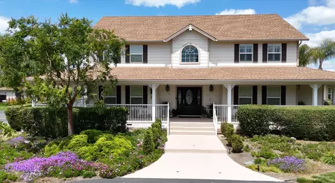 Exterior - 1415 St Francis Ave, Modesto, CA 95356 photo 2 of 10