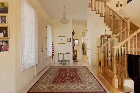 Entry Way - 4237 Blake Dr, Modesto, CA 95356 photo 3 of 12