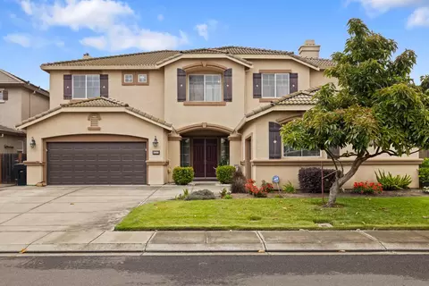 Exterior - 4237 Blake Dr, Modesto, CA 95356 photo 2 of 5