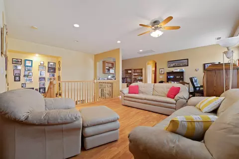 Living - 4237 Blake Dr, Modesto, CA 95356 photo 5 of 5