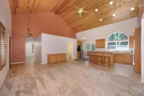 Living - 1861 Rubicon Rd, Georgetown, CA 95634 photo 6 of 12