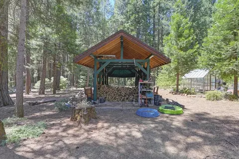 Exterior - 1861 Rubicon Rd, Georgetown, CA 95634 photo 31 of 33
