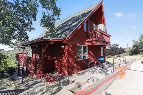17418 Carlozzi Dr, Soulsbyville, CA 95372