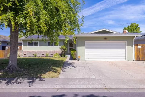 2653 Jasmine Ave, Stockton, CA 95207