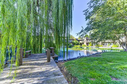 905 Fulton Ave #410, Sacramento, CA 95825