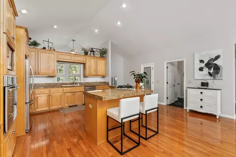 Kitchen - 19850 Clinton Rd, Jackson, CA 95642 photo 1 of 5
