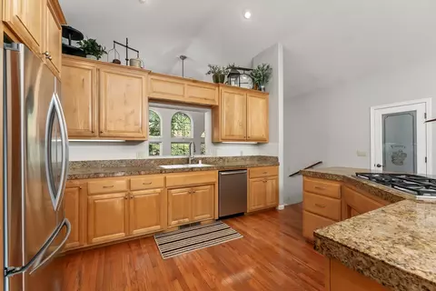 Kitchen - 19850 Clinton Rd, Jackson, CA 95642 photo 5 of 5