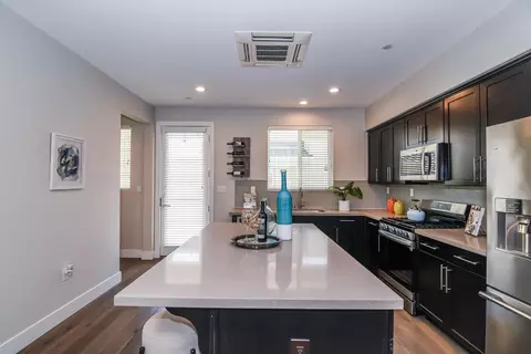 Kitchen - 973 Legend Ter, Davis, CA 95616 photo 2 of 10