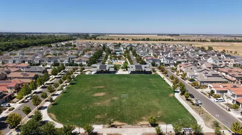 View/Area - 973 Legend Ter, Davis, CA 95616 photo 8 of 12