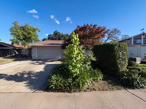 9648 Elmira Cir, Sacramento, CA 95827