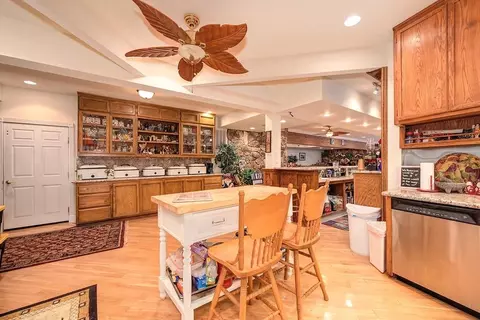 Kitchen - 16390 Ridge Rd, Jackson, CA 95642 photo 10 of 10