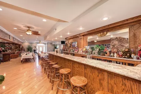 Dining - 16390 Ridge Rd, Jackson, CA 95642 photo 2 of 6