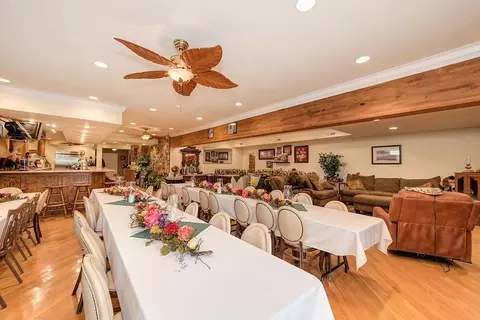 Dining - 16390 Ridge Rd, Jackson, CA 95642 photo 4 of 6