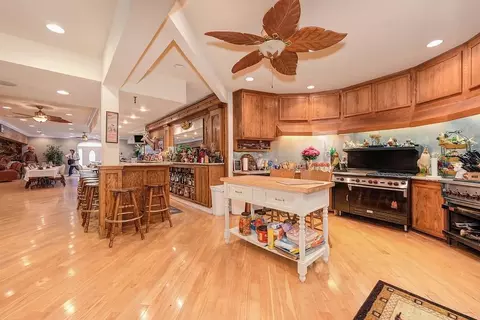 Kitchen - 16390 Ridge Rd, Jackson, CA 95642 photo 7 of 10