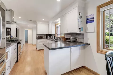 Kitchen - 1501 Elsdon Cir, Carmichael, CA 95608 photo 8 of 13